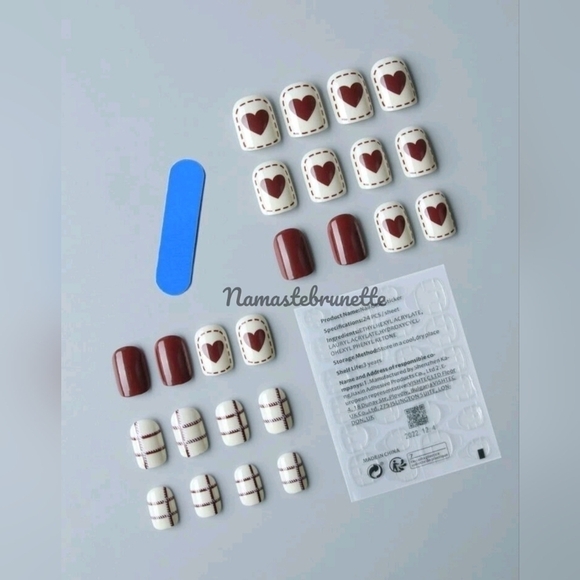 2/$16 Square Heart Press On Nails - Picture 5 of 17